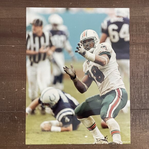 Jason Taylor Photos 8 x 10 Lot of 5 Miami Dolphins HOF Vintage - Picture 5 of 5